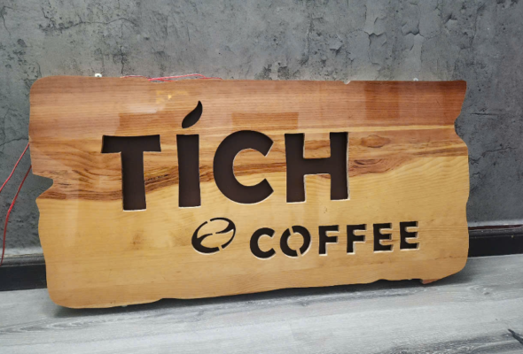 Bảng Hiệu Gỗ do SG Design thiết kế - Sự kết hợp hoàn hảo giữa truyền thống và hiện đại