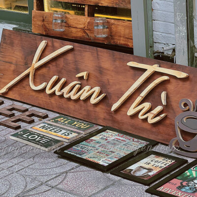 Bảng Hiệu Gỗ Tinh Tế